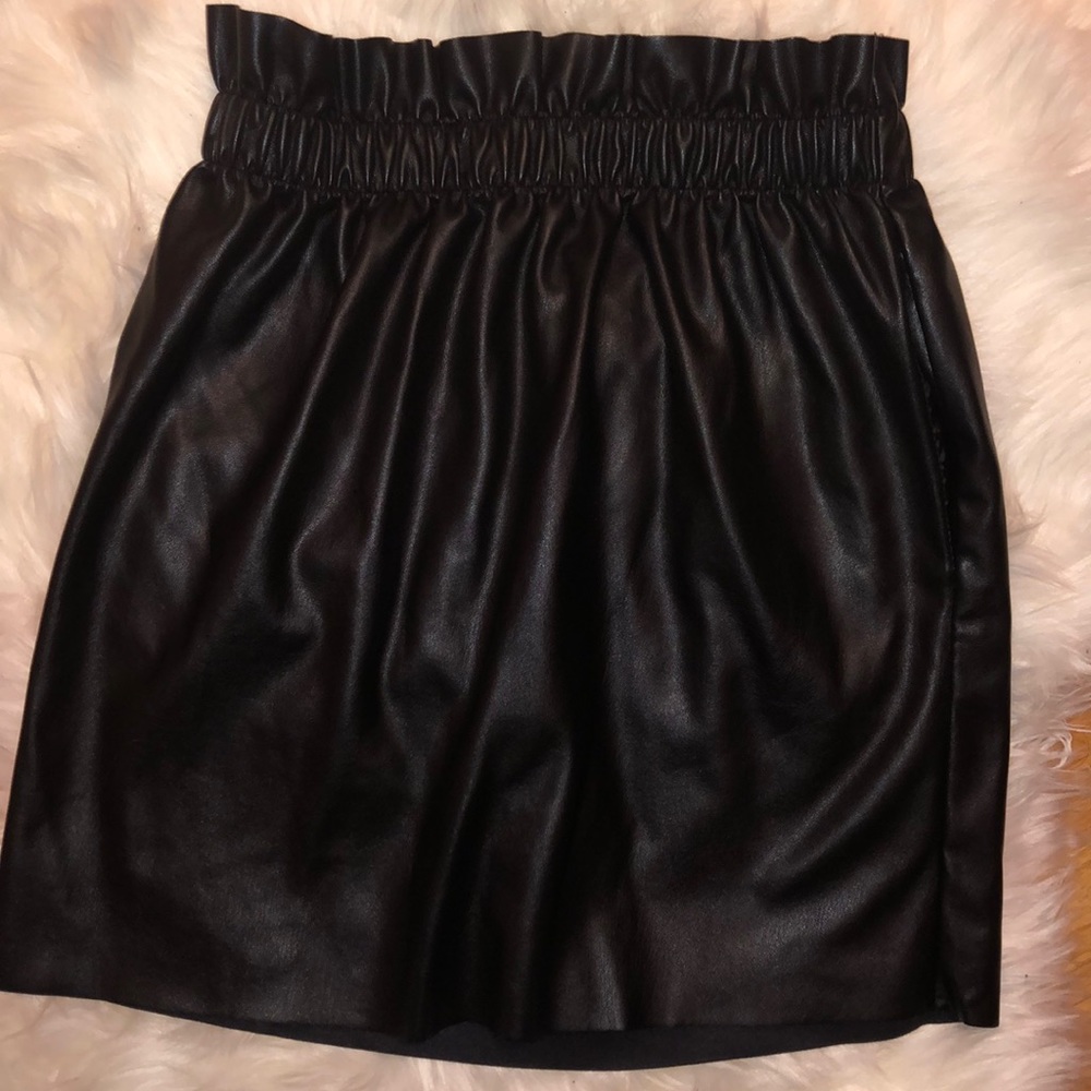 Leather h&m shirt🖤